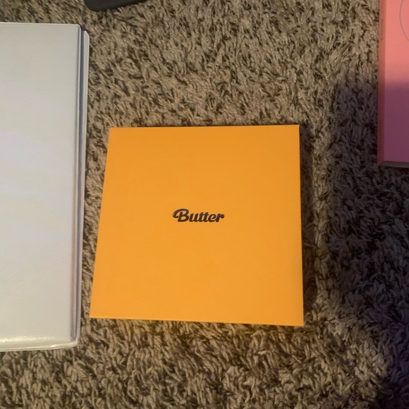 BTS BUTTER ALBUM - Picture 1 of 1